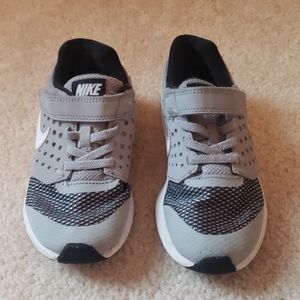 Kids Gray Nike